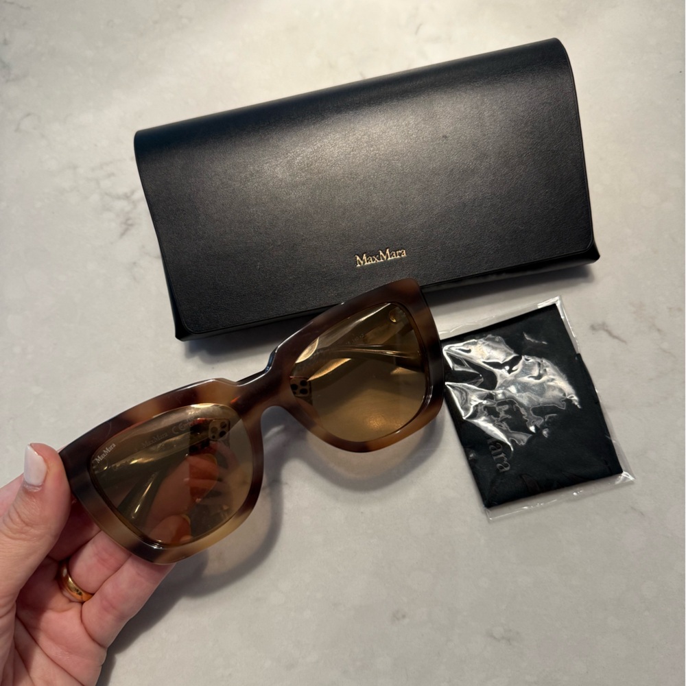 MaxMara Tortoise Shell Sunglasses - Picture 7 of 7